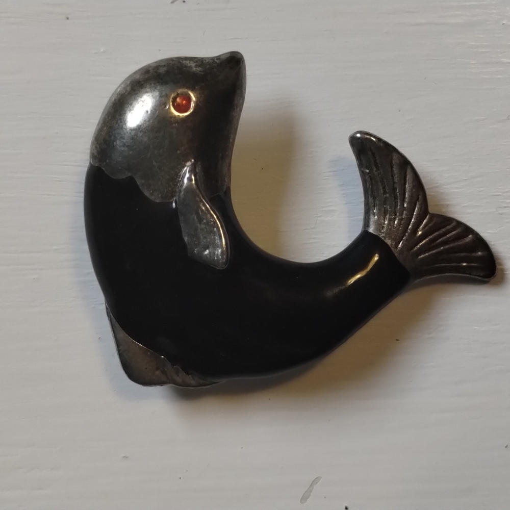 Vintage black Dolphin